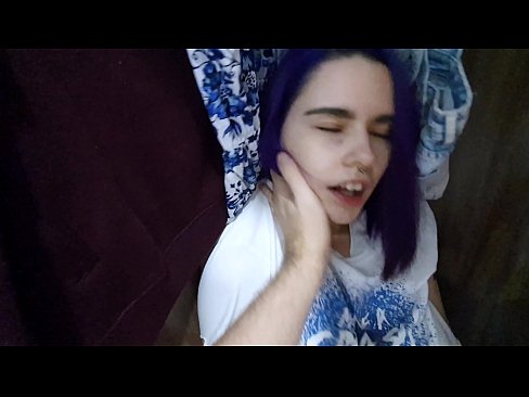 ❤️ Fant min søster i skapet og hjalp henne med å komme Hard porno ved no.space-assistant.ru